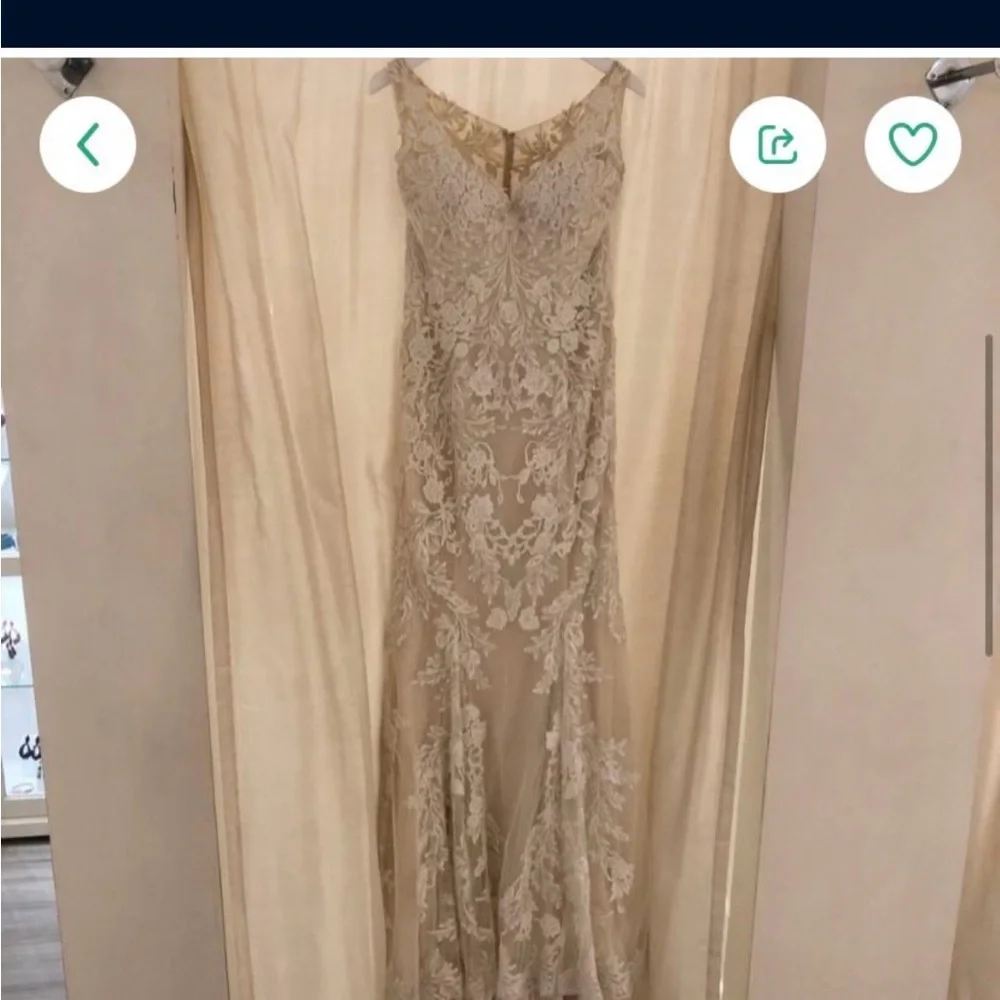 🛍️ Elegant White Lace Wedding Dress - Picture 2 of 6